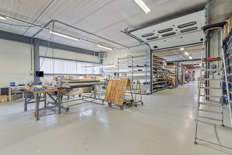 BedrijfsruimteaanZanddonkweg 6<br/> inWaalwijk BedrijfsruimteaanZanddonkweg 6<br/> inWaalwijk