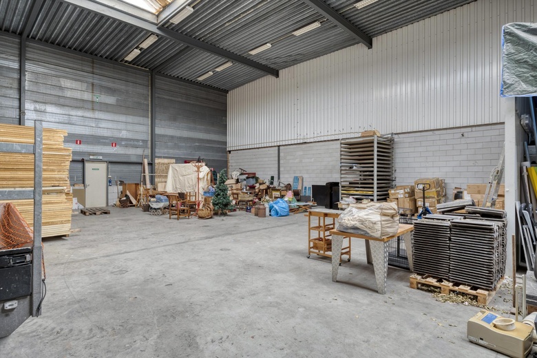 BedrijfsruimteaanTinus van der Sijdestraat 7<br/> inSprang