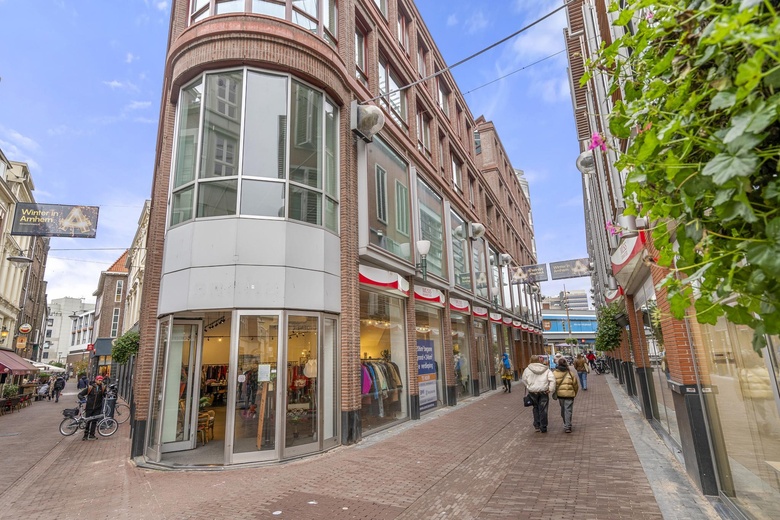 WinkelruimteaanDwingelstraat 8<br/> inArnhem WinkelruimteaanDwingelstraat 8<br/> inArnhem