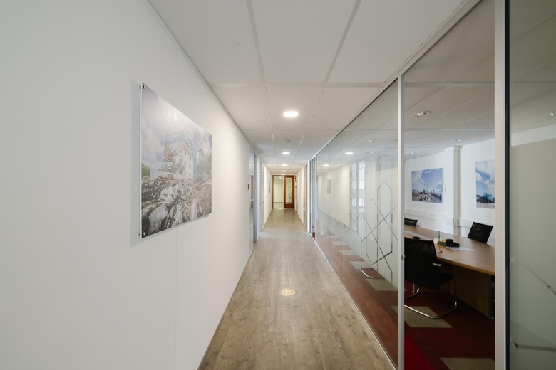 BedrijfsruimteaanVeluwezoom 15<br/> inAlmere BedrijfsruimteaanVeluwezoom 15<br/> inAlmere