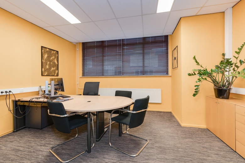 KantoorruimteaanIndustrieweg 12<br/> inWinterswijk KantoorruimteaanIndustrieweg 12<br/> inWinterswijk