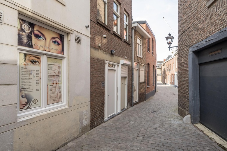 WinkelruimteaanLimbrichterstraat 5<br/> inSittard WinkelruimteaanLimbrichterstraat 5<br/> inSittard