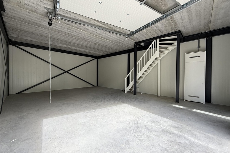 BedrijfsruimteaanAntonie van Leeuwenhoekstraat 1 A 12<br/> inOud-Beijerland