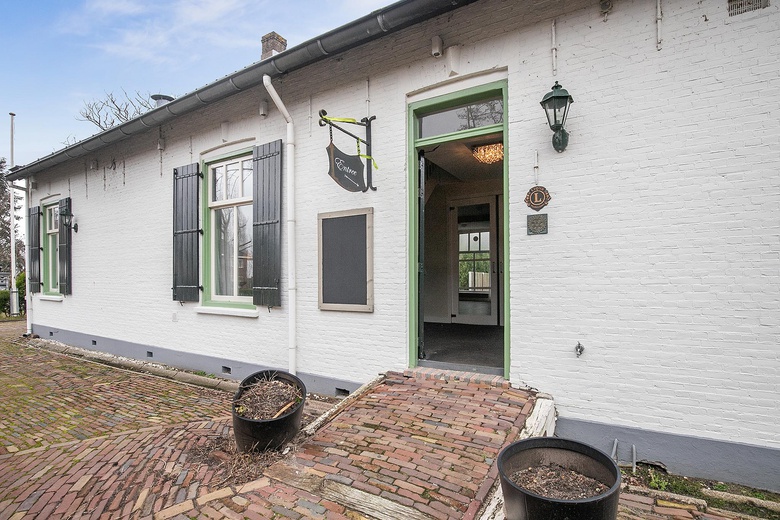 Horecaaan's-Gravenweg 178<br/> inCapelle aan den IJssel Horecaaan's-Gravenweg 178<br/> inCapelle aan den IJssel