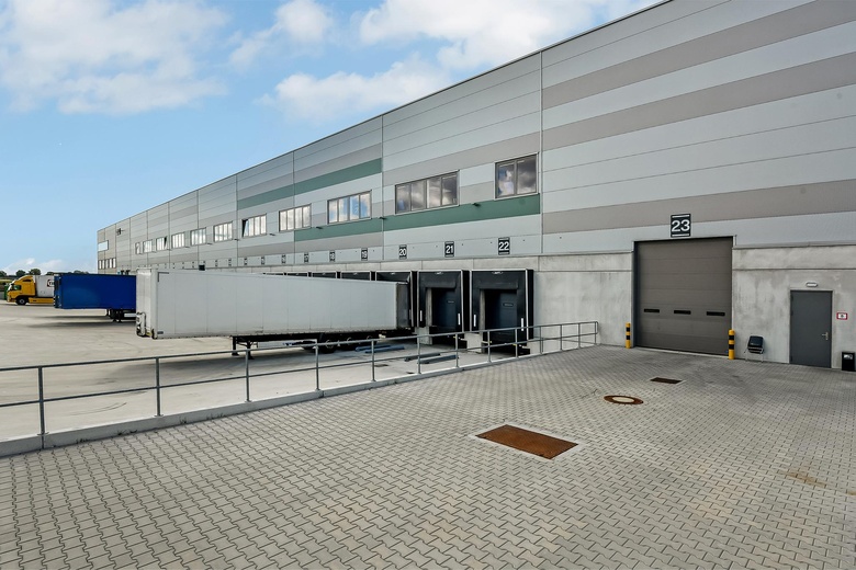 BedrijfsruimteaanRietgraaf 8<br/> inOosterhout