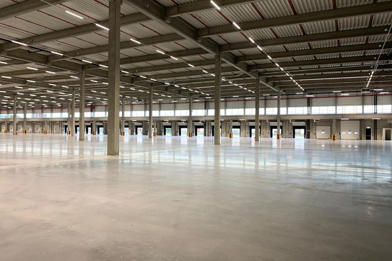 BedrijfsruimteaanDe Kroonweg 12<br/> inWaalwijk BedrijfsruimteaanDe Kroonweg 12<br/> inWaalwijk