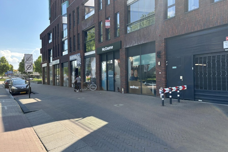 KantoorruimteaanPastoor Spieringsstraat 215<br/> inUden KantoorruimteaanPastoor Spieringsstraat 215<br/> inUden