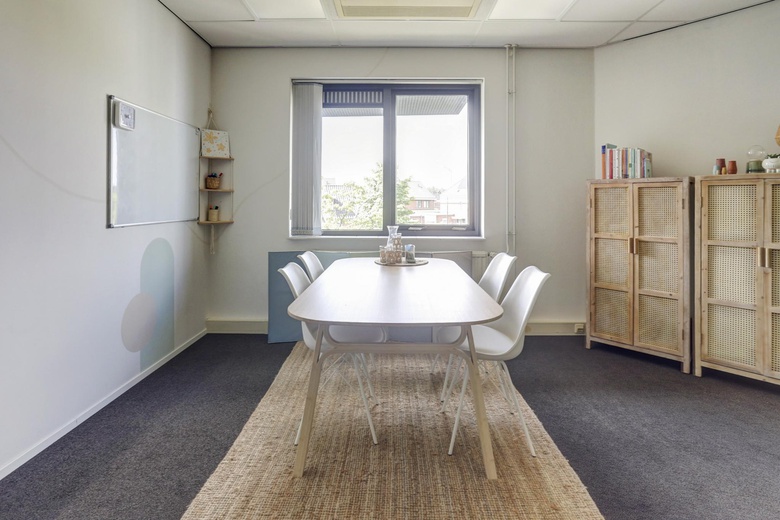 KantoorruimteaanVolkelseweg 2 A<br/> inUden