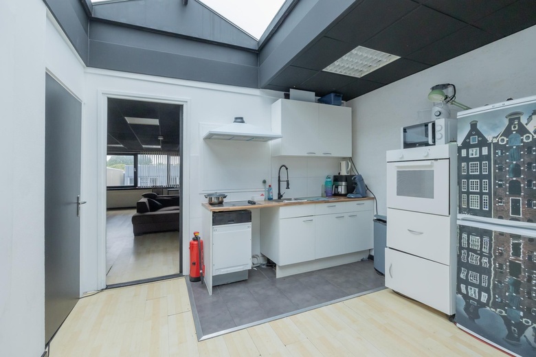 BedrijfsruimteaanFlevoweg 12 E<br/> inLeiden