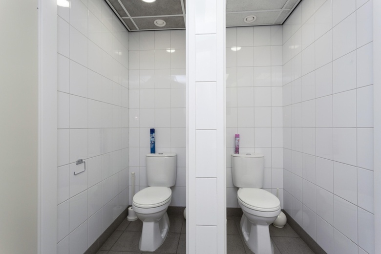 BedrijfsruimteaanProf. Asserweg 22<br/> inWaalwijk