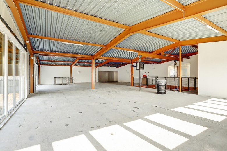 BedrijfsruimteaanIndustrieweg 2<br/> inVlissingen BedrijfsruimteaanIndustrieweg 2<br/> inVlissingen