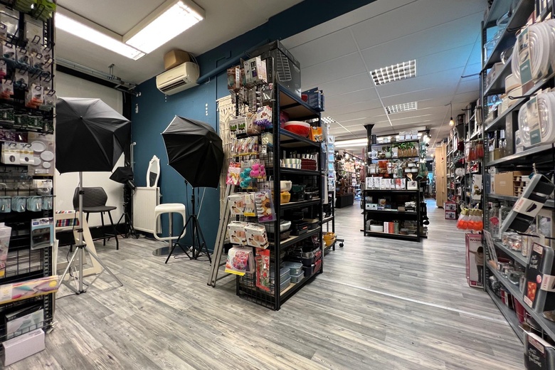 WinkelruimteaanBurgemeester Winklerplein 20<br/> inSliedrecht