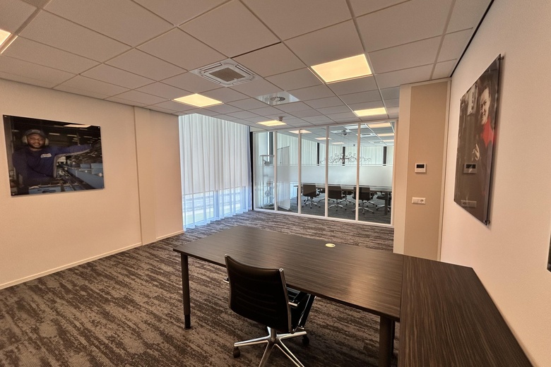 KantoorruimteaanHonderdland 34<br/> inMaasdijk