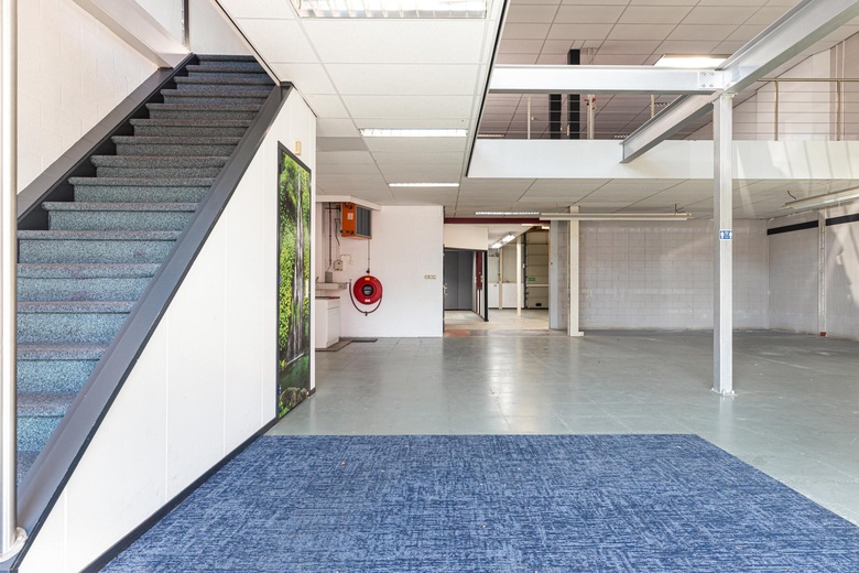 BedrijfsruimteaanEuromarkt 129<br/> inAlphen aan den Rijn