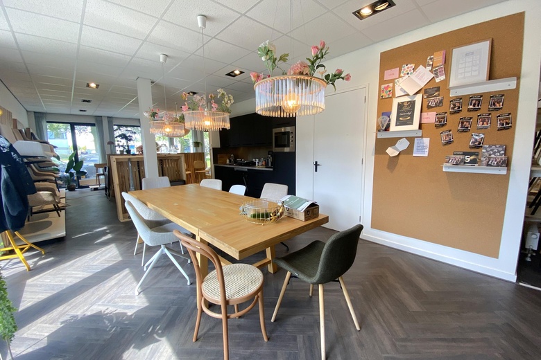 BedrijfsruimteaanVlotbrugweg 9<br/> inAlmere
