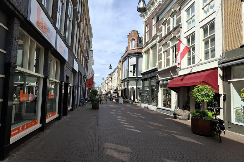 WinkelruimteaanVoorstraat 419<br/> inDordrecht WinkelruimteaanVoorstraat 419<br/> inDordrecht