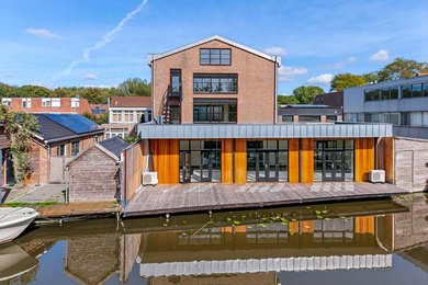 Kantoorruimte Zestienhovensekade 174, Rotterdam | Bedrijfspand.com