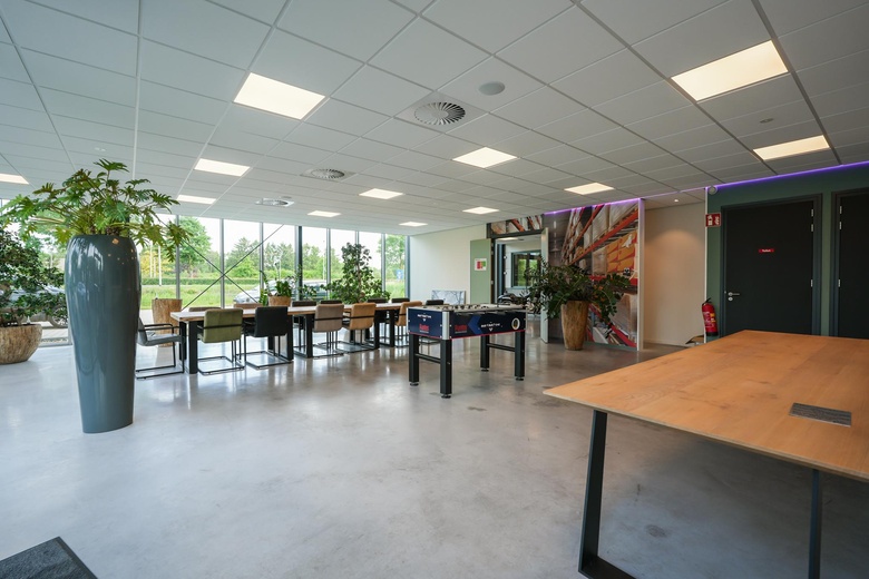BedrijfsruimteaanHeibloemweg 14<br/> inHelmond