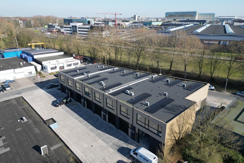 BedrijfsruimteaanHoutkopersstraat 6 E<br/> inZwijndrecht BedrijfsruimteaanHoutkopersstraat 6 E<br/> inZwijndrecht