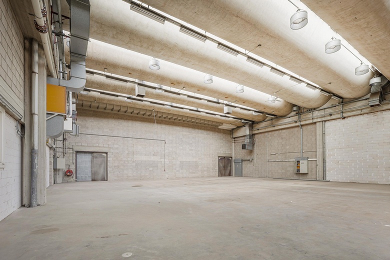 BedrijfsruimteaanBasisweg 34<br/> inAmsterdam