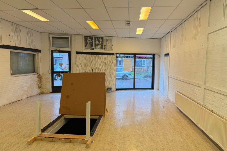 WinkelruimteaanVeldkampstraat 1<br/> inEnschede WinkelruimteaanVeldkampstraat 1<br/> inEnschede