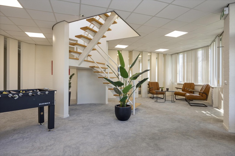 BedrijfsruimteaanIndustrieweg 2<br/> inWaalwijk BedrijfsruimteaanIndustrieweg 2<br/> inWaalwijk