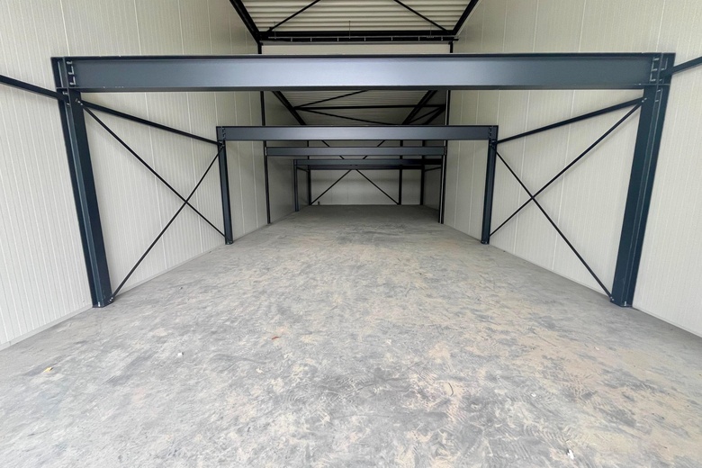 BedrijfsruimteaanZeilmakersstraat 25<br/> inSneek