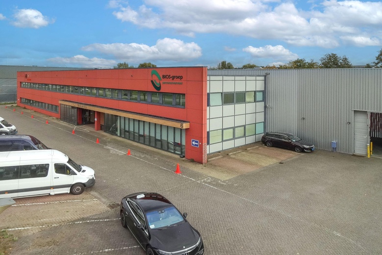 Bekijk foto 1 van Capronilaan 6