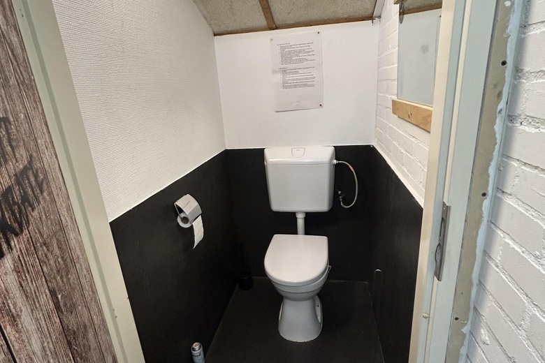 BedrijfsruimteaanHoogeveenenweg 4 h<br/> inNieuwerkerk aan den IJssel