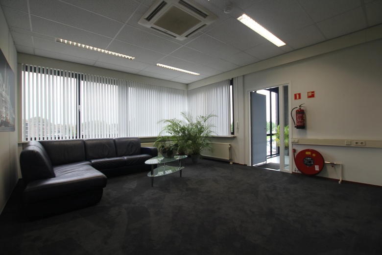 KantoorruimteaanBijdorp-West 2<br/> inBarendrecht