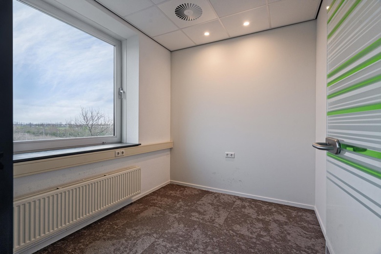KantoorruimteaanPondweg 1<br/> inNieuw-Vennep KantoorruimteaanPondweg 1<br/> inNieuw-Vennep