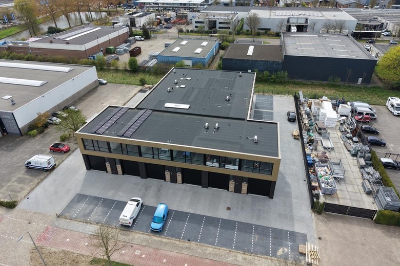 BedrijfsruimteaanJan van der Heijdenstraat 26 S<br/> inOud-Beijerland