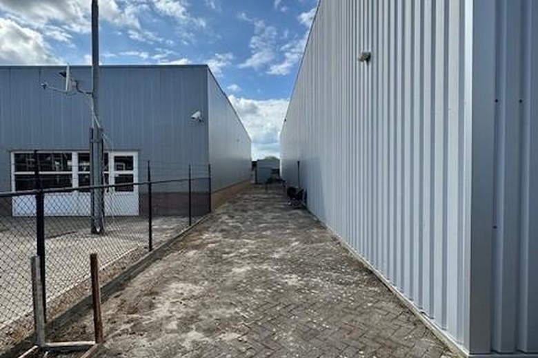 BedrijfsruimteaanRooseindsestraat 19<br/> inHelmond BedrijfsruimteaanRooseindsestraat 19<br/> inHelmond