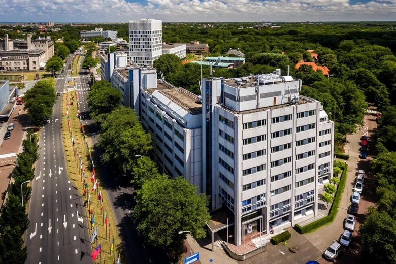 Bekijk foto Kantoorruimte aan de Johan de Wittlaan 3 in Den Haag Bekijk foto Kantoorruimte aan de Johan de Wittlaan 3 in Den Haag