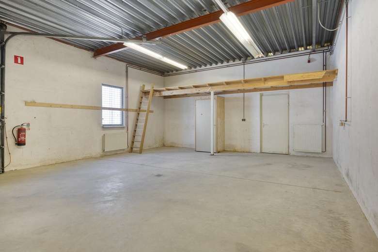 BedrijfsruimteaanLage Weide 25<br/> inWarnsveld BedrijfsruimteaanLage Weide 25<br/> inWarnsveld