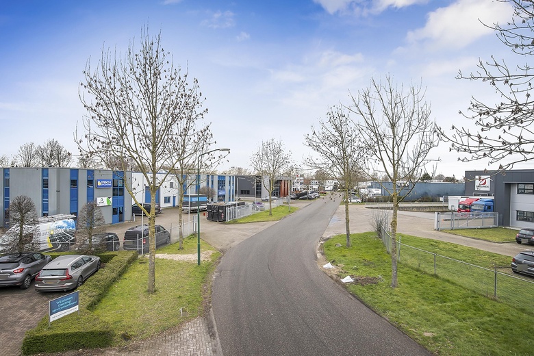 BedrijfsruimteaanDommelstraat 6<br/> inOss