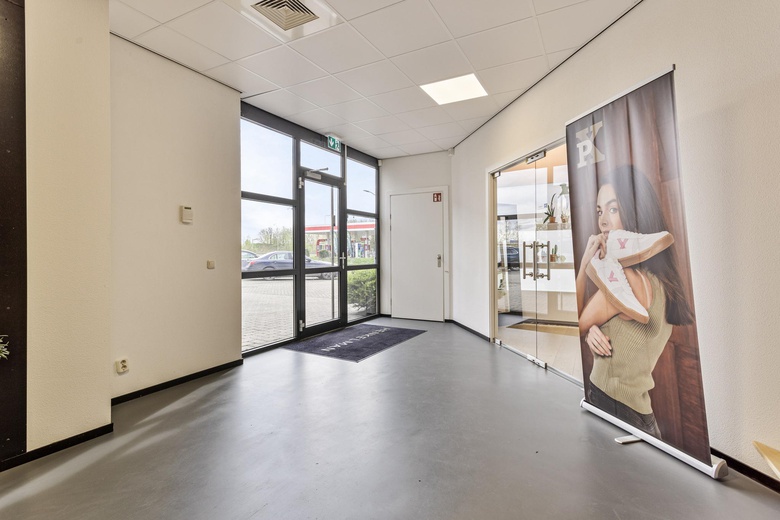 KantoorruimteaanProf. Asserweg 16<br/> inWaalwijk KantoorruimteaanProf. Asserweg 16<br/> inWaalwijk