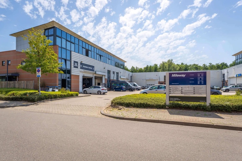 Bekijk foto 1 van Modemweg 21