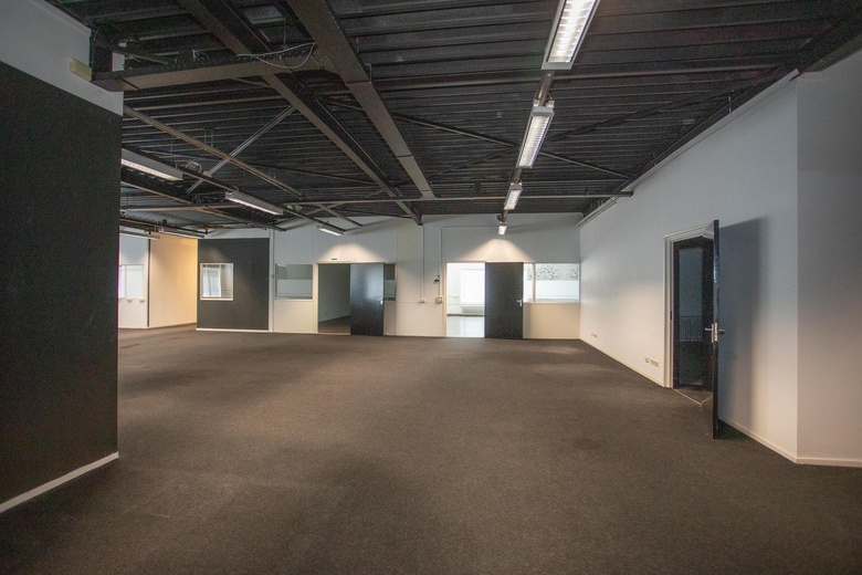 KantoorruimteaanParmentierweg 18<br/> inAlmelo KantoorruimteaanParmentierweg 18<br/> inAlmelo