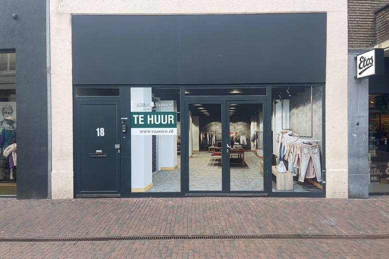 WinkelruimteaanSteenweg 18<br/> inRoermond