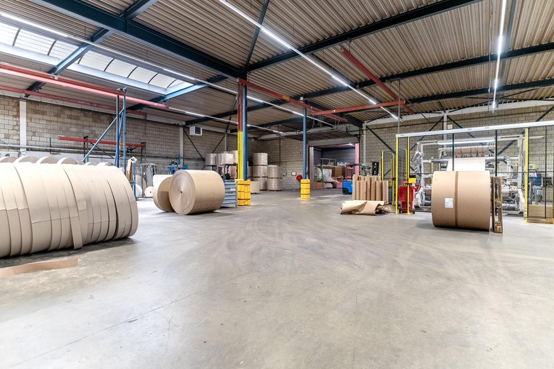 BedrijfsruimteaanGulberg 22<br/> inNuenen BedrijfsruimteaanGulberg 22<br/> inNuenen