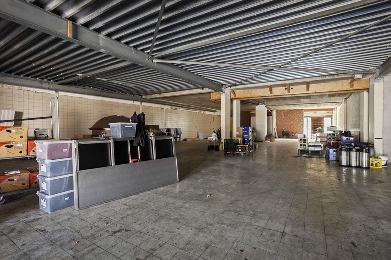 WinkelruimteaanKloosterstraat 14 - 66<br/> inGrubbenvorst WinkelruimteaanKloosterstraat 14 - 66<br/> inGrubbenvorst