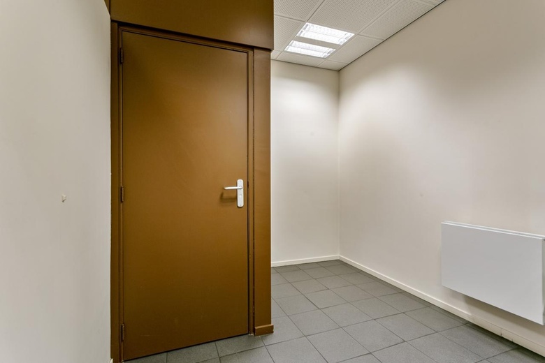 KantoorruimteaanZandfort 17<br/> inHoogerheide KantoorruimteaanZandfort 17<br/> inHoogerheide