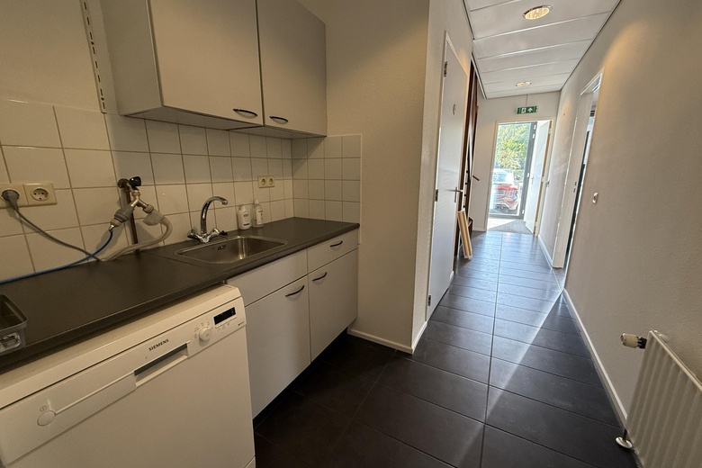 BedrijfsruimteaanOosterparkweg 35 f<br/> inRidderkerk