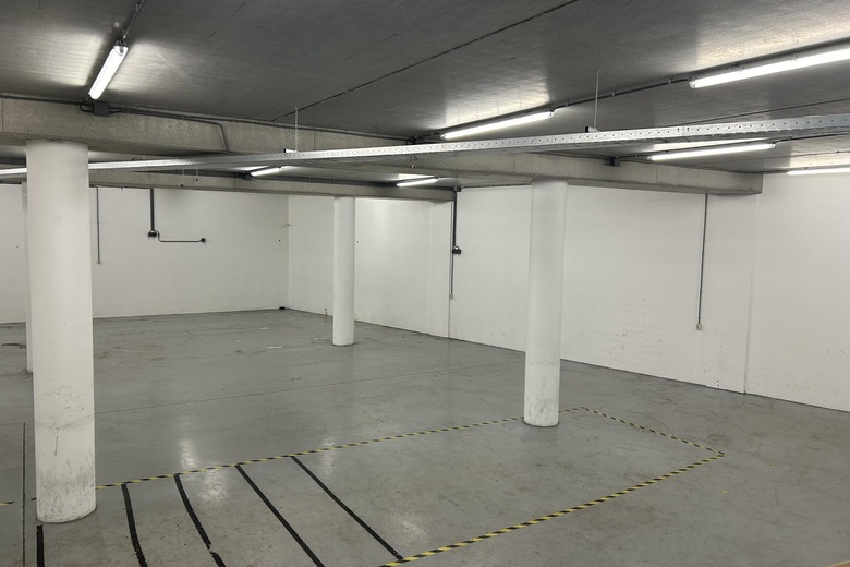 BedrijfsruimteaanWesterdijk 18<br/> inUtrecht