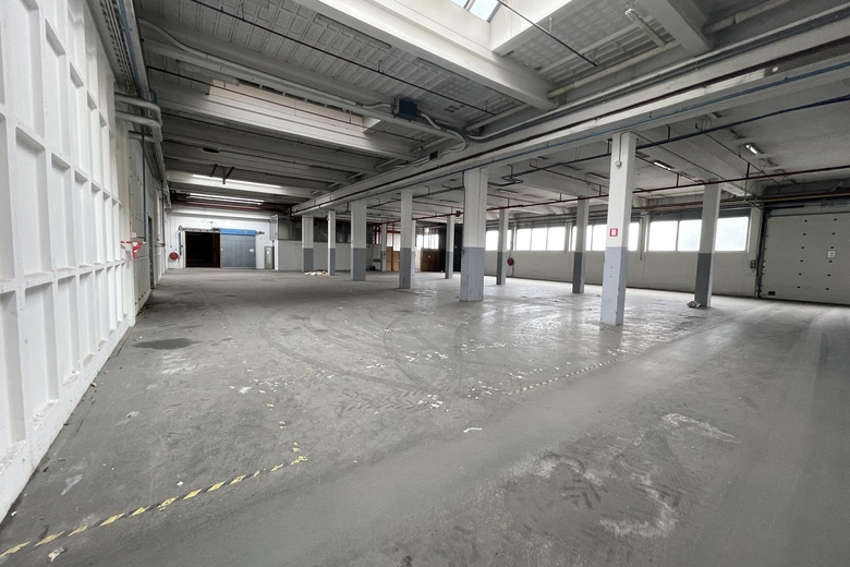 BedrijfsruimteaanSluisjesdijk 153<br/> inRotterdam