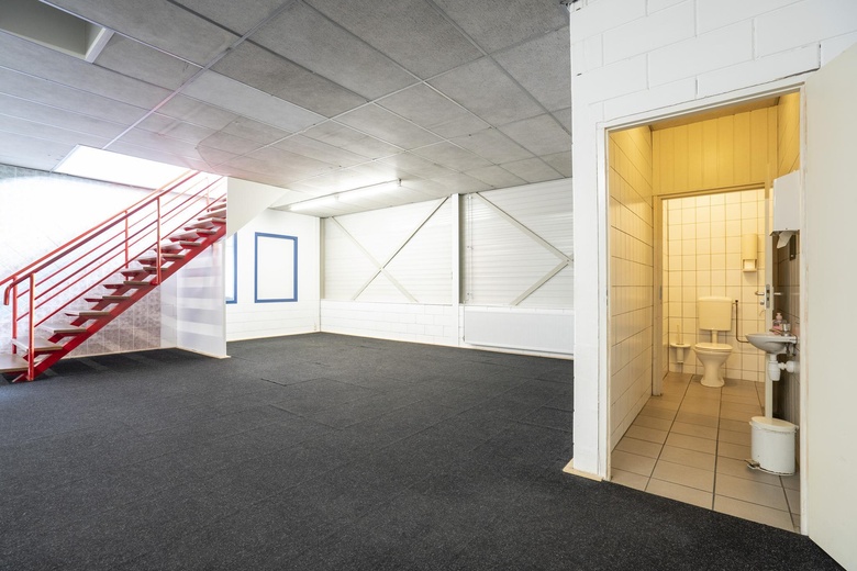 BedrijfsruimteaanIndustrieweg 13<br/> inLeerdam BedrijfsruimteaanIndustrieweg 13<br/> inLeerdam