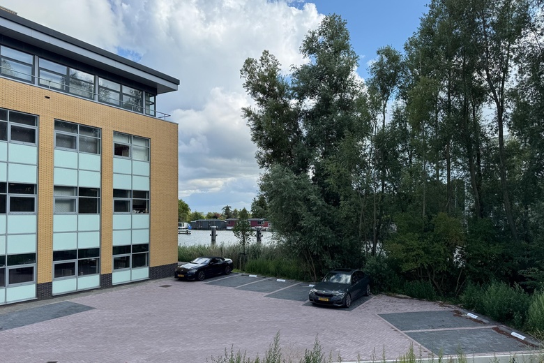 BedrijfsruimteaanNijverheidslaan 10 V<br/> inWeesp