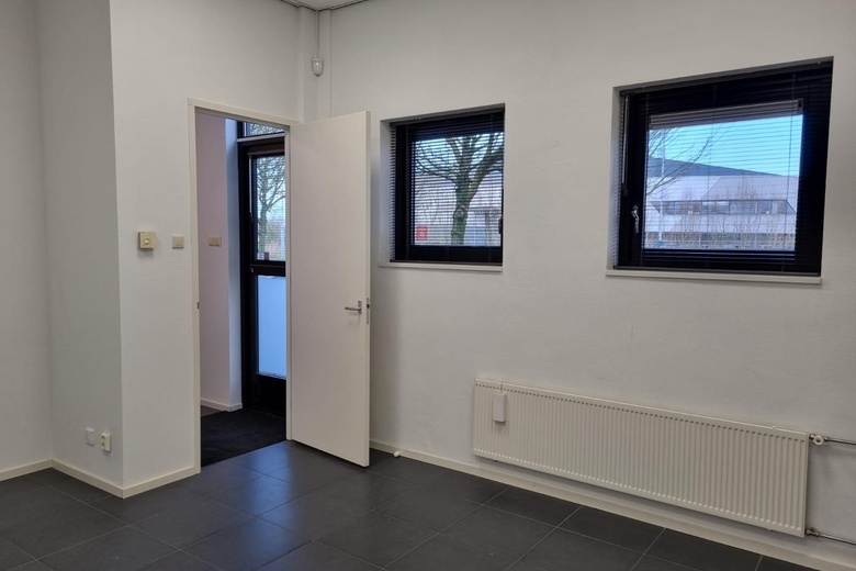 BedrijfsruimteaanZonnehorst 14<br/> inZutphen BedrijfsruimteaanZonnehorst 14<br/> inZutphen