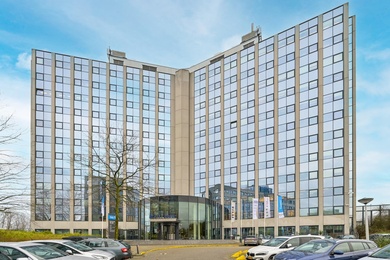 Bekijk foto 2 van Nevelgaarde 36